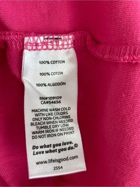 Life is Good Crusher Tee Women’s XL Pink V-Neck Every Day Is Saturday Palm Tree
